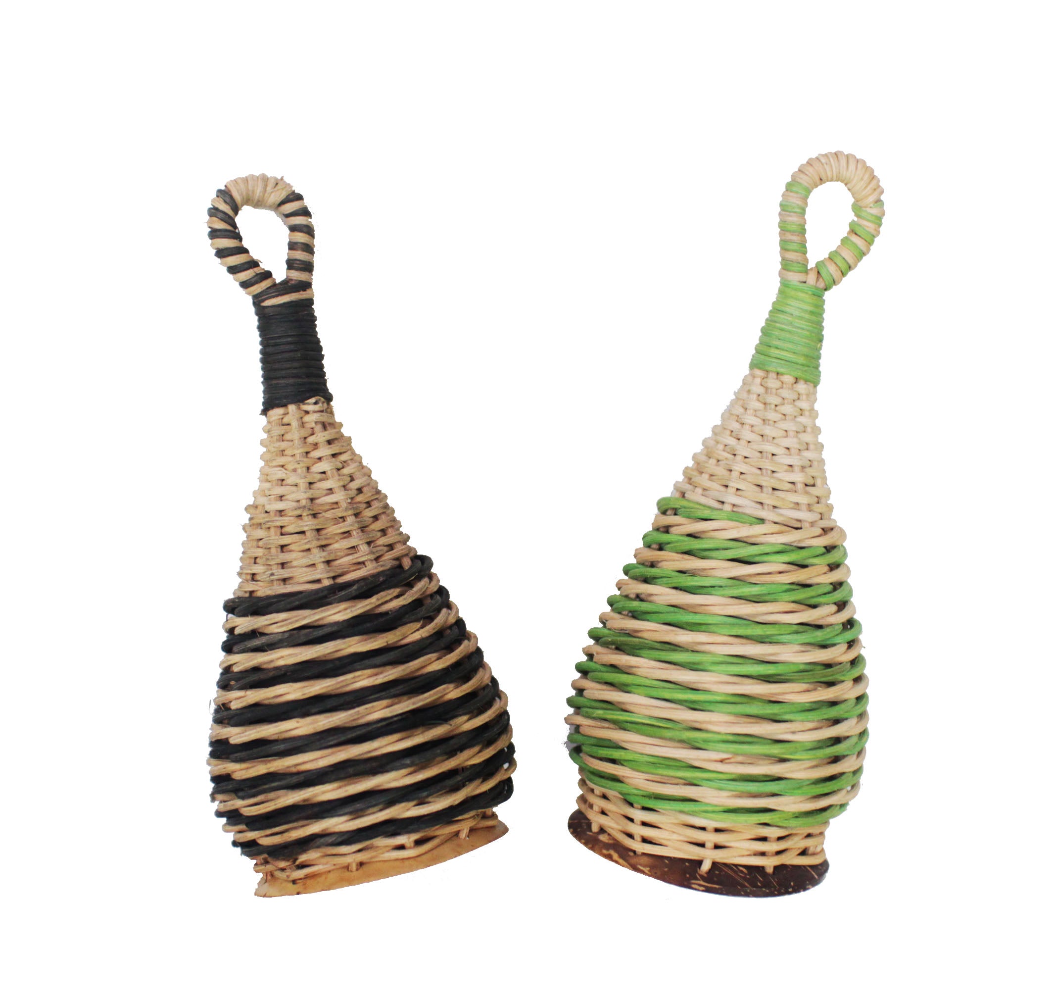 Rattan Cone Shaker